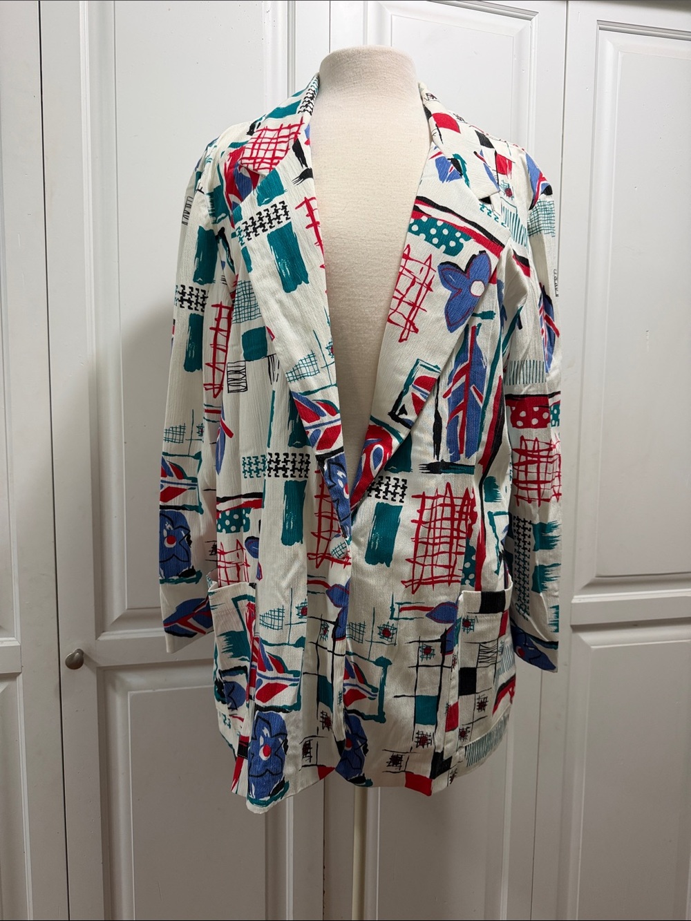 Super funky vintage ladies single button blazer